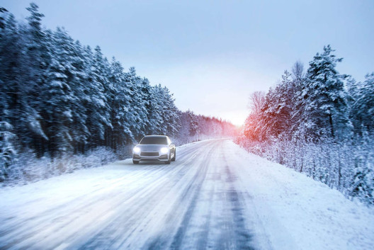 Philips White Vision Ultra pærer kit monteret i forlygter på bilen Philips White Vision Ultra pærer kit monteret i forlygter på bilen