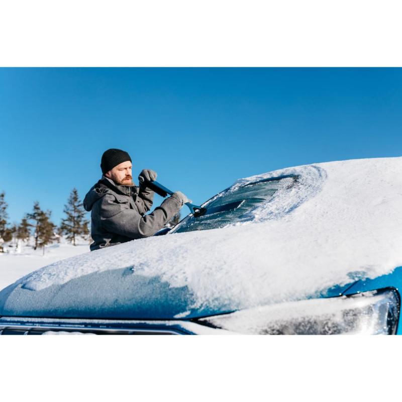 Max is sne børsten og isskraberen som er perfekt til både is og sne når vinteren kommer